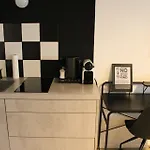 Square Rooms